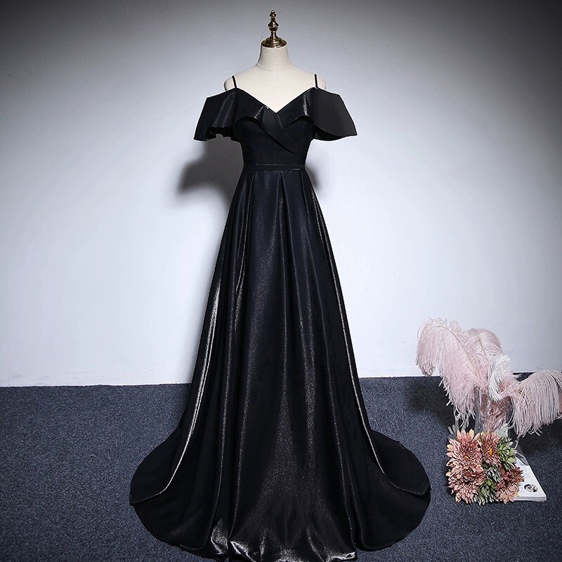 Black Evening Dress for Women, One-Shoulder Satin Evening Party Dress, Fashionable Slimming Look Elegant, Annual Party Party Long Style