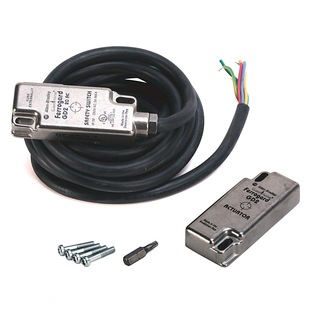 440N-G02113 Non-Contact Switch Rockwell Allen-Bradley New 440Ng02113
