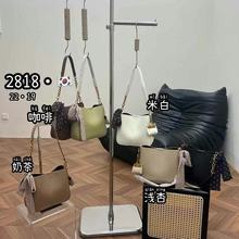 2025新款轻奢高级感大容量水桶包软皮包包时尚洋气单肩斜挎包质感