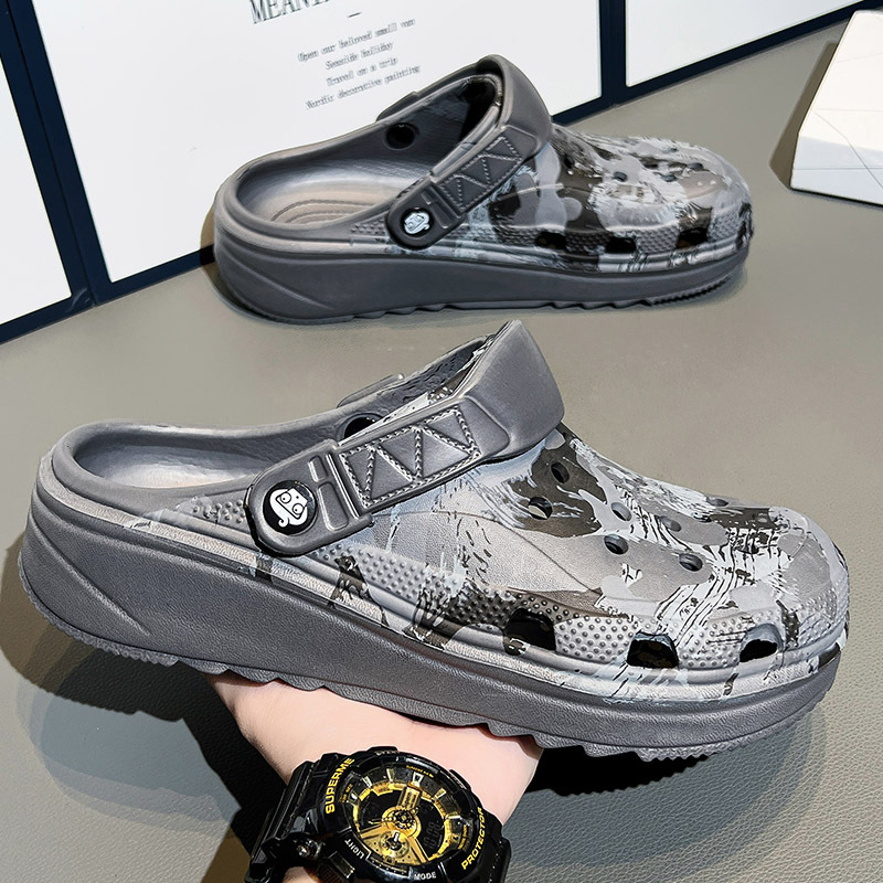 Nuevas zapatillas de verano de tamaño grande zapatillas al aire libre agujero zapatillas para usar sandalias caseras de estilo coreano de tendencia de playa