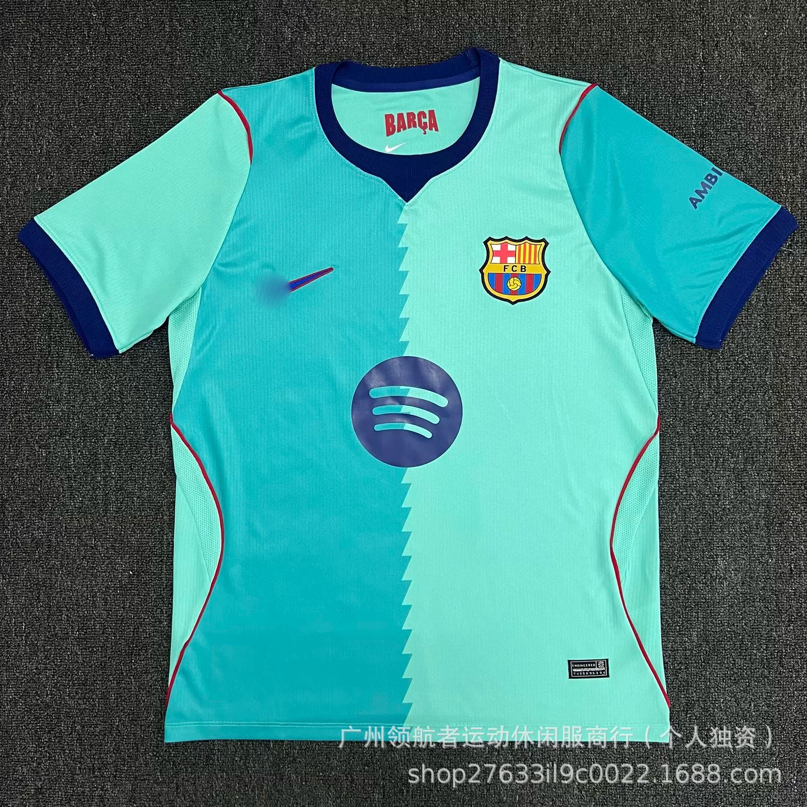 25-26 Fabricante especial de ropa de fútbol venta directa de una camiseta de malla camiseta de mangas cortas ropa de fútbol deportiva