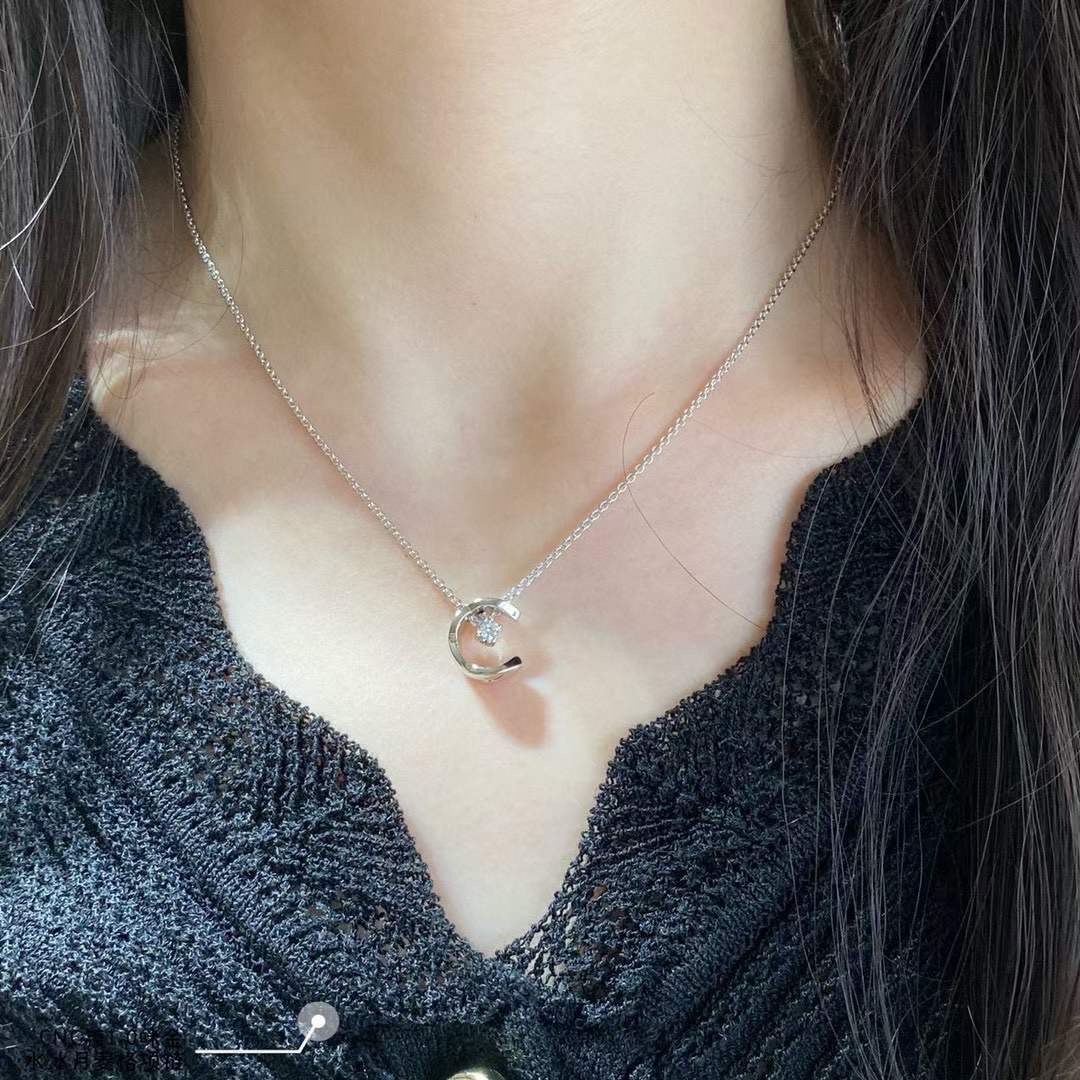 diamond moon white gold