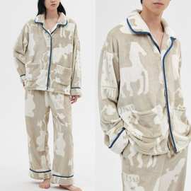 秋冬新款法兰绒家居服女加厚翻领长袖长裤套装居家绒睡衣男可外穿