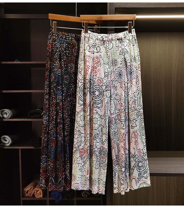 Quần culottes nữ ống rộng họa tiết bohemian, cạp chun nhún, dáng suông rộng, dài 9 phân — màu đen, màu trắng chi tiết 3