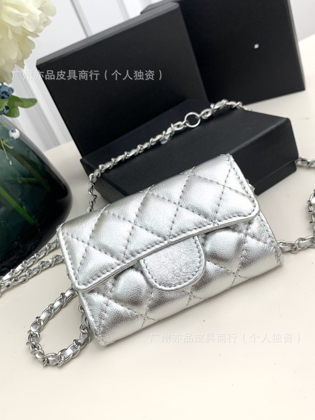 羊皮银色 / 11.3*7.5*2.1
