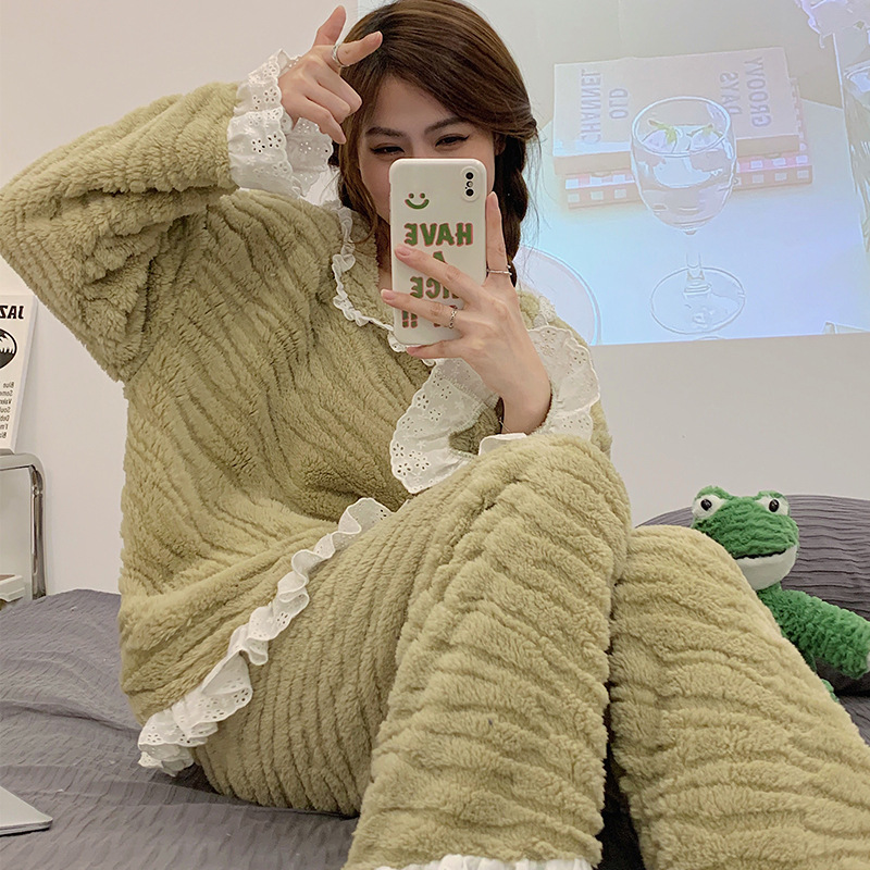 7714#樹皮緑リボン