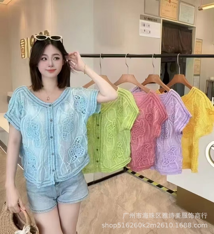 夏季高级感钩花镂空V领短袖针织衫女新款别致减龄显瘦开衫上衣潮|undefined