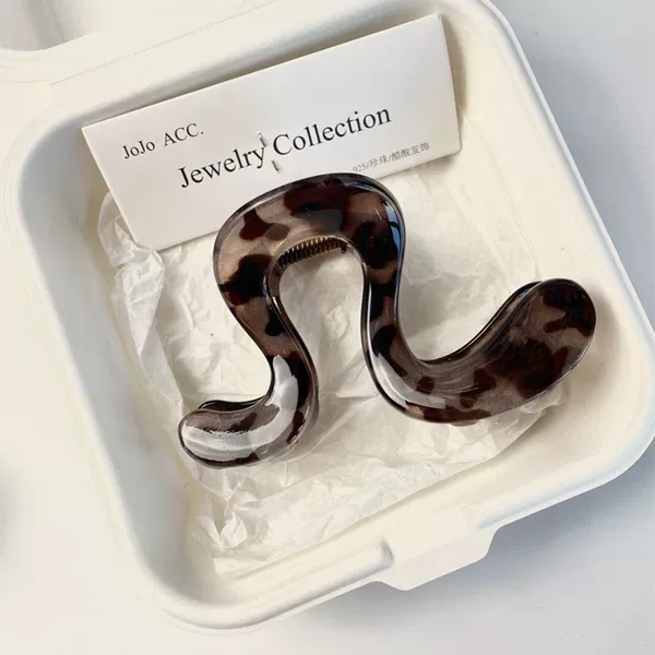 Amber, 8cm
