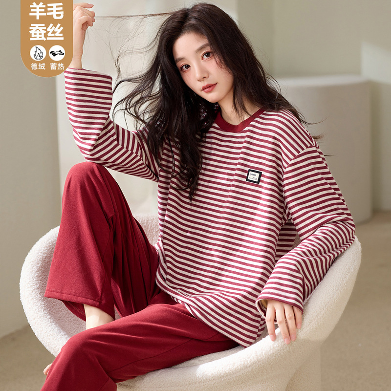 Pajamas Autumn and Winter Women's Silk Wool German Velvet Thickeneded Long-Sleeved Round Neck Heat Storage Warm Pullover Casual Home Wear