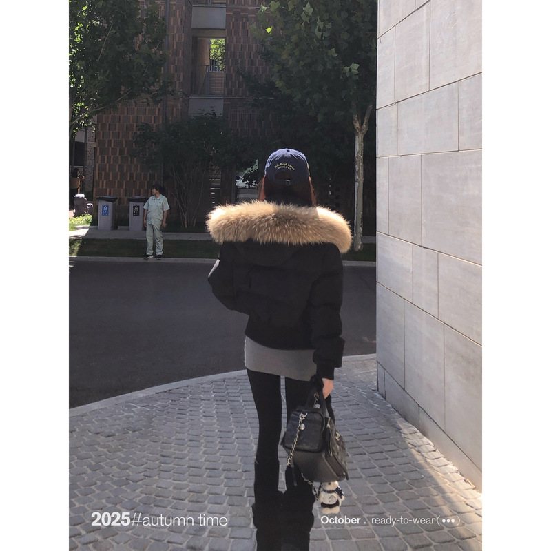 Sun Black 90 White Duck down Raccoon Fur down Jacket for Women, Winter Short Style, Korean Style, Thickened and Warm Coat Sun Black 90 White Duck down Raccoon Fur down Jacket for Women, Winter Short Style, Korean Style, Thickened and Warm Coat