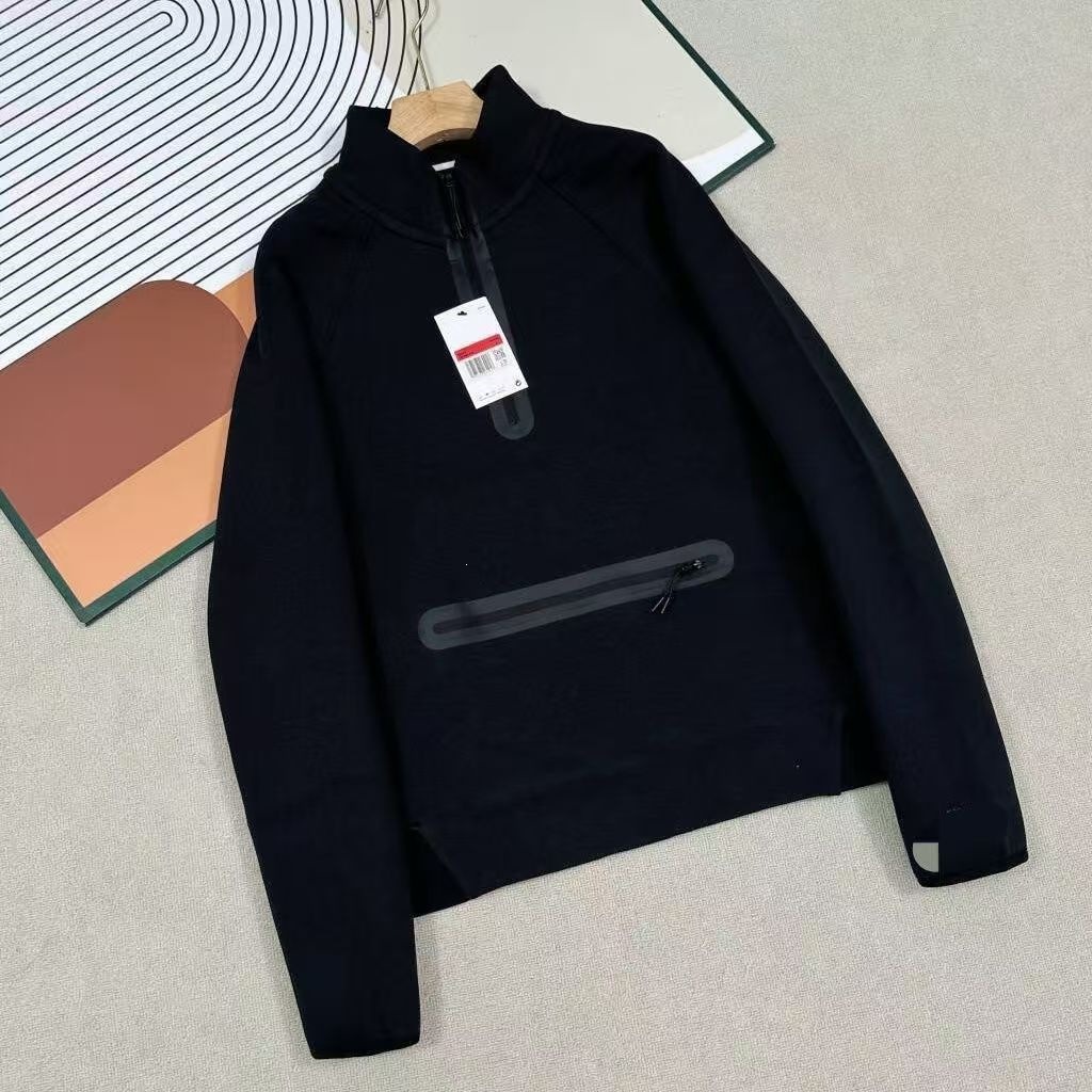 Nike Sportswear Tech Fleece 1/2-Zip Sweatshirt Black