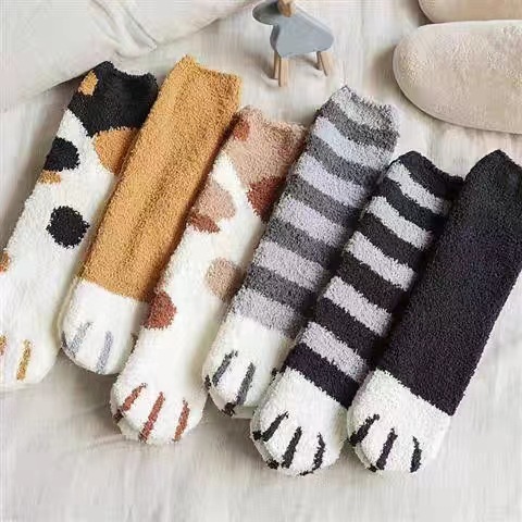 Women's Anti-Shedding Cute Thickened Winter Coral Velvet Cat Floor Sleeping Socks Cat Claw Cute Home