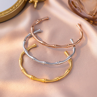 �W���羳�¿��_��C���������CŮС���߼��К��|�ٴ�r���֭h