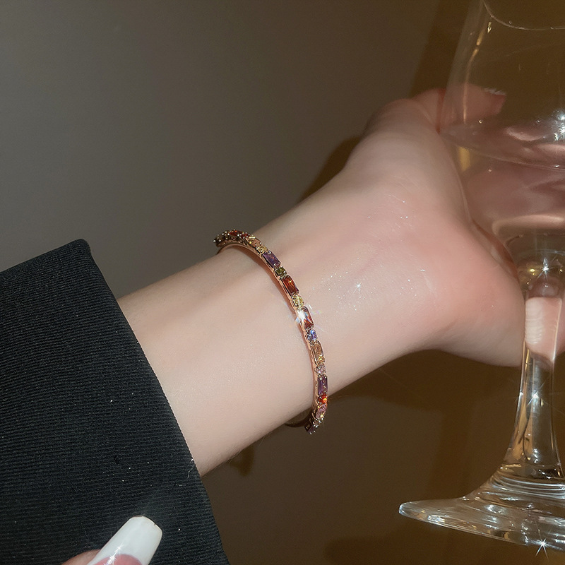 Pulsera de apertura geométrica de malla de flor de circón, pulsera retro de lujo ligero exquisito europeo y americano