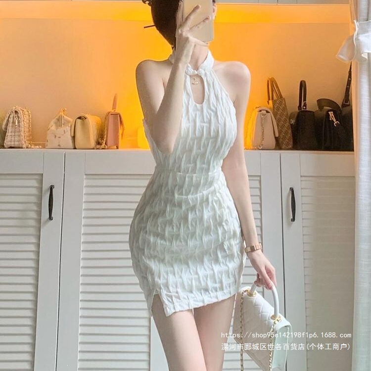 White Pure Desire Hot Girl New Chinese Style Modified Cheongsam Sleeveless Halter Neck Slimming Dress for Women Summer Stepmother Dress White Pure Desire Hot Girl New Chinese Style Modified Cheongsam Sleeveless Halter Neck Slimming Dress for Women Summer Stepmother Dress