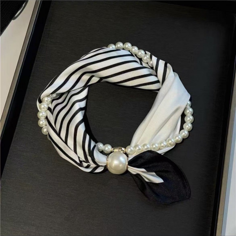 Luxe parelketting met magnetische sluiting voor dames chocker_voghion.com