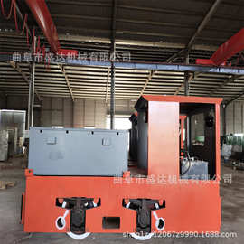 矿山巷道运输蓄电池电机车2.5吨架线式拉矿斗机头牵引机图片