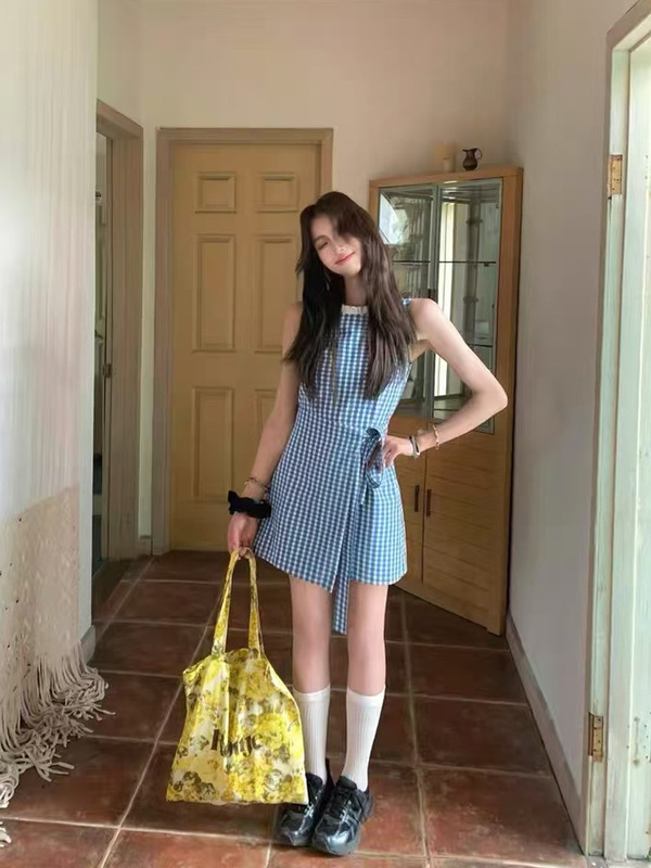 女性のための小さなノースリーブチェック柄ベストドレス夏のウエスト痩身フレンチスタイルレースアップAラインショートスカート|undefined