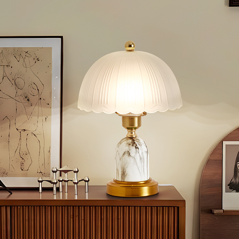 Lámpara de Noche de Lujo con Diseño Floral, Estilo Francés, para Dormitorio, Ambiente Romántico, Modelo 2026, 521L