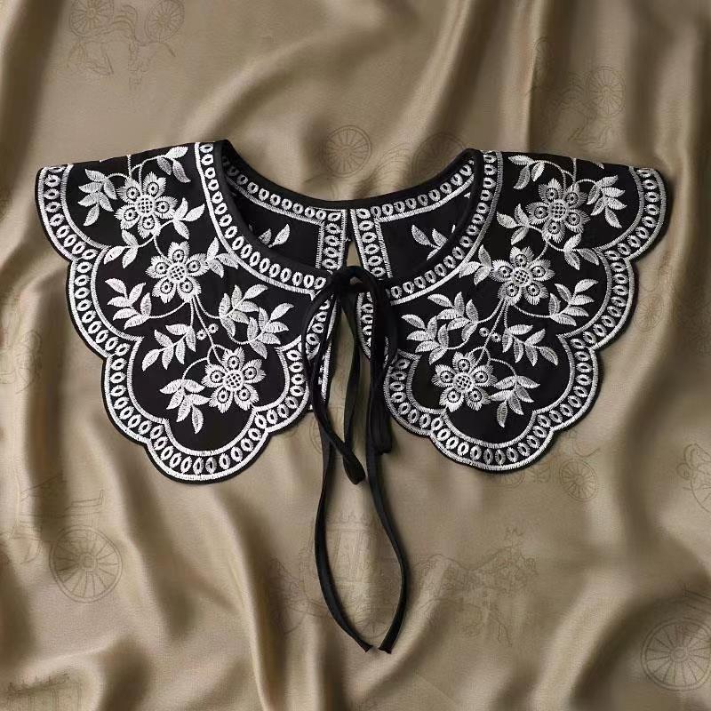Bunga antik hitam