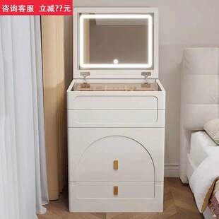 �����L���w��y̨���Һ��s�F���W�t50cm���^��һ�wС���ͻ��y��ľ