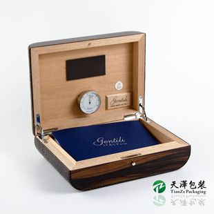 High-grade cigar box wooden box packaging box ebony high-gloss paint cigar moisturizing storage box wooden cigar box