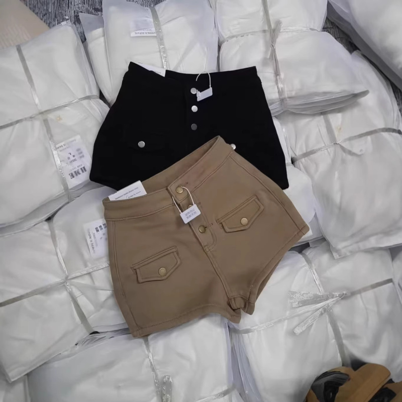 Han Mei'Er Hip-Enhancing Style Multi-Button Decorative Fleece-Lined Thickened Elastic Slim-Fit Autumn and Winter Shorts for Women Trendy 7081 Han Mei'Er Hip-Enhancing Style Multi-Button Decorative Fleece-Lined Thickened Elastic Slim-Fit Autumn and Winter Shorts for Women Trendy 7081