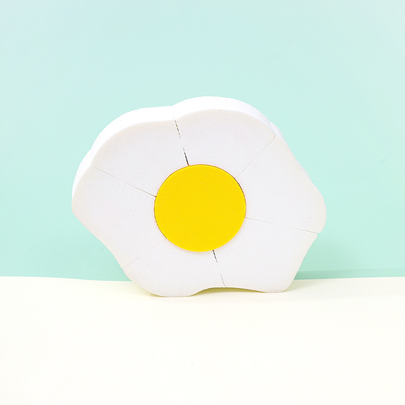 Huevo frito personalizado de fábrica, huevo escalfado de soplo grande plano, esponja de maquillaje sin látex, cojín de aire, huevo de belleza, venta al por mayor transfronteriza