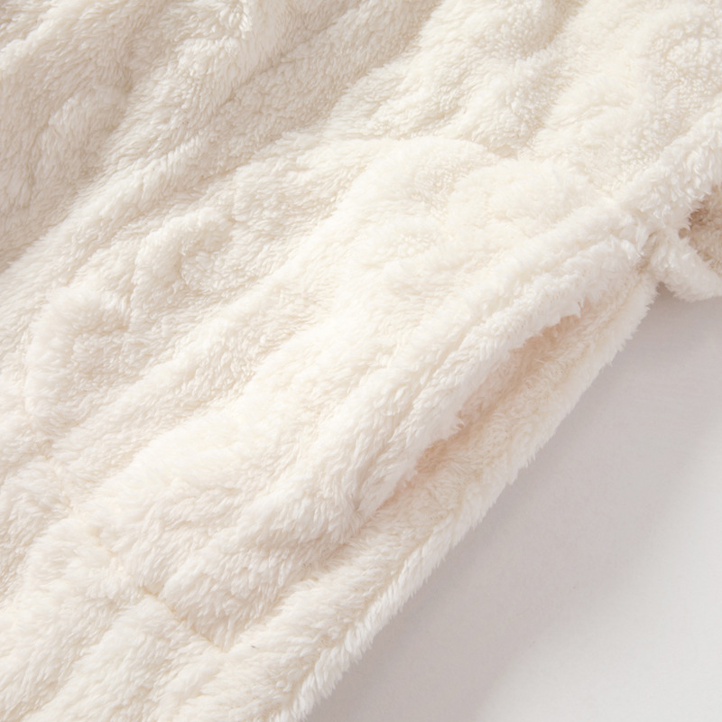 En stock Otoño e Invierno jacquard coral vellón espesado polar caliente de los hombres y las mujeres camisón espesado Albornoz pareja Pijamas