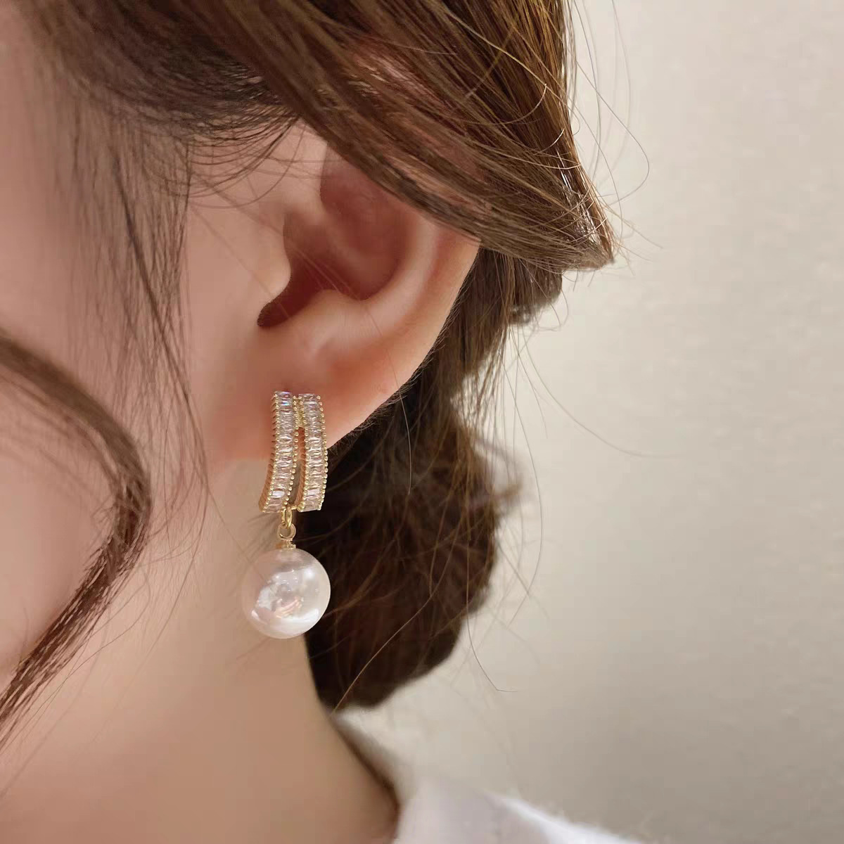 21 # Double row pearl earrings