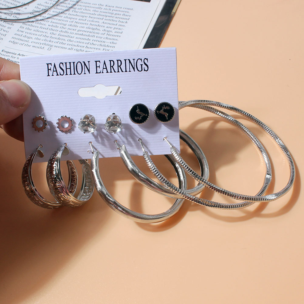 Fashion Geometric Alloy Pearl Earrings Six Pairs Set Wholesale Nihaojewelry display picture 4