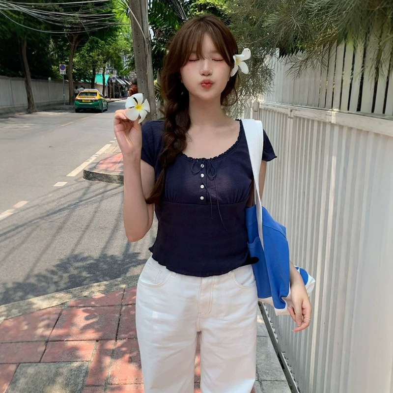 In-Stock Short-Sleeve Women's Summer T-Shirt with Half-Open Collar, Pure Desire Style, Slim Fit, Versatile Lace Bow Top