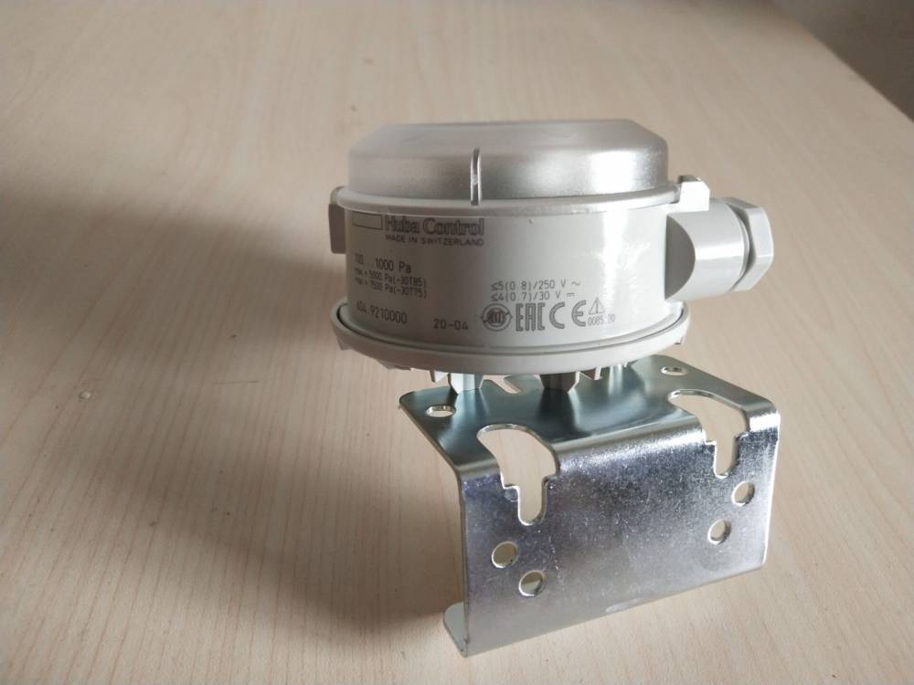 供应风道式温湿度传感器QFM2160