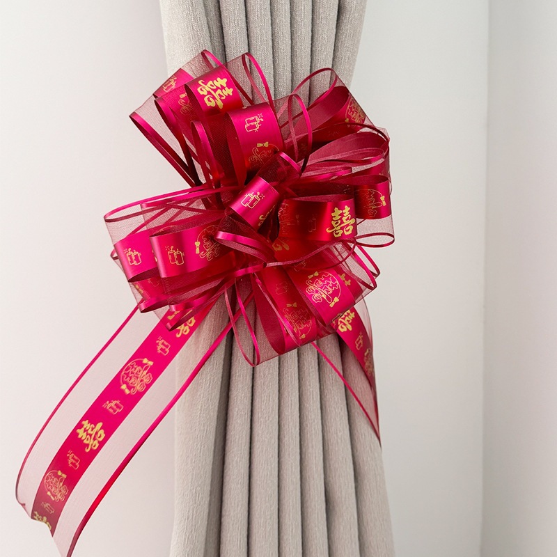 Boda Xi carácter boda coche popular guirnalda grande boda habitación decoración escaleras apoyabrazos coche manejar diseño nieve hilo cinta guirnalda