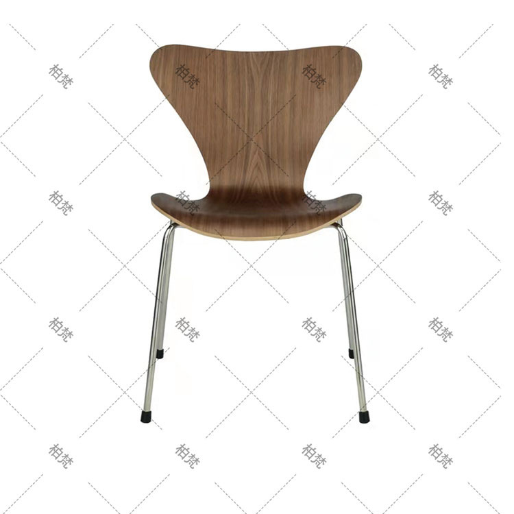 Mesa y silla de mesa