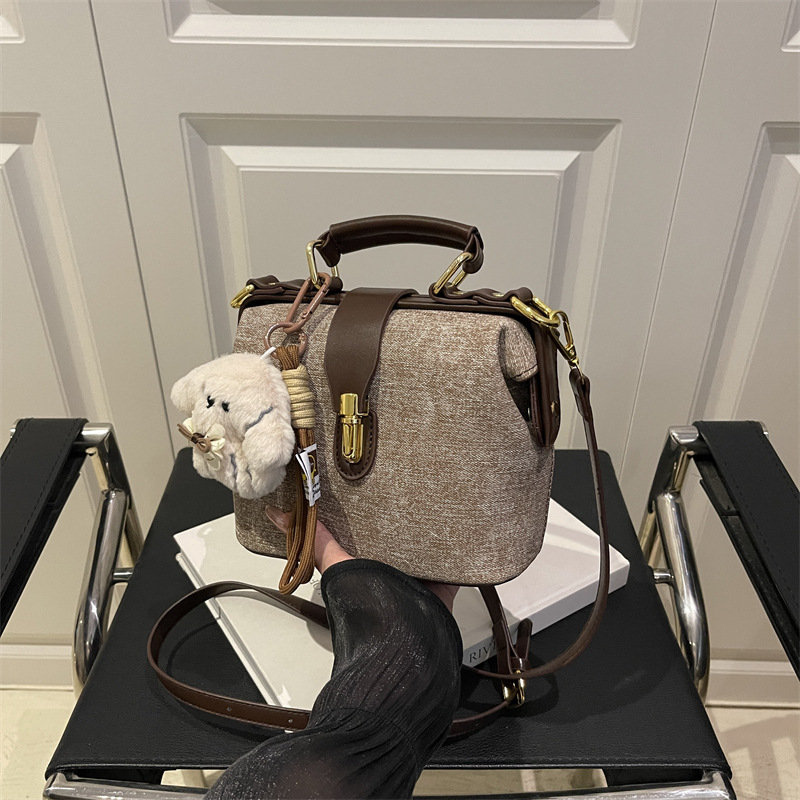 PU Leather Vintage Chinese Style Large Capacity Grained Cowhide Shoulder Crossbody Doctor Bag Women's Bucket Bag - Thumbnail 3