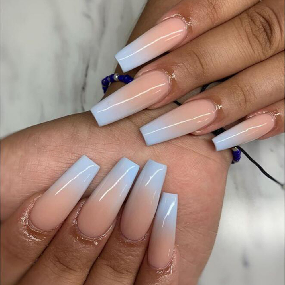 Ballet largo azul gradiente manicure 24 piezas frescas blanqueantes desgaste de uñas de viaje parches de uñas mezclados