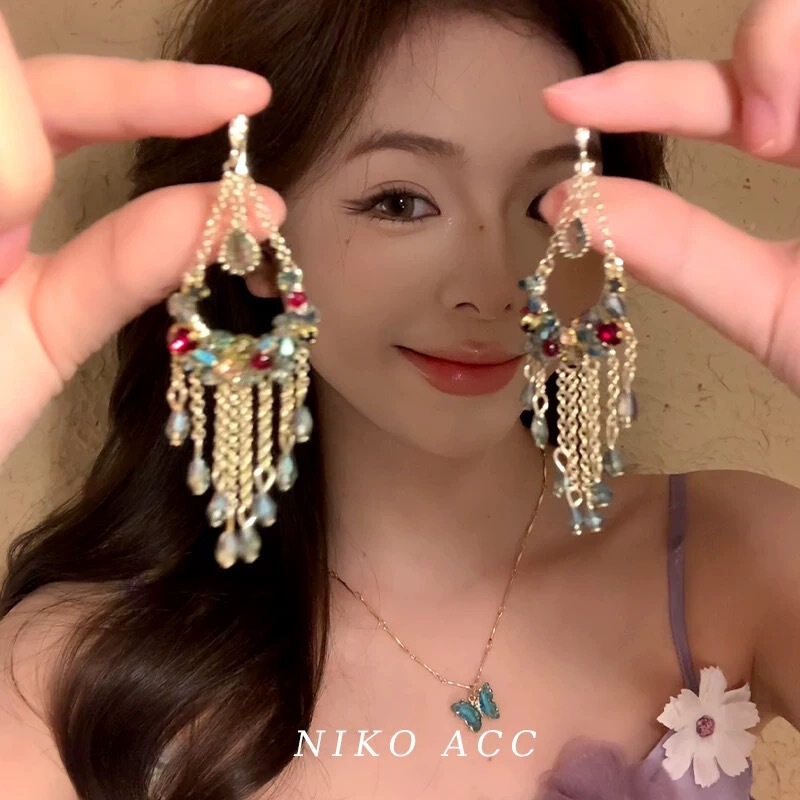 Go to Dali~Bohemian Style Crystal Tassel Earrings for Women with Unique Elegant and Slimming Look Earrings, Ethnic Style Earrings