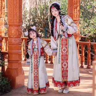 ԭ���H���b���Ɲh��ĸŮ�ﶬ��2025���궬��ӽq�Ӻ���������Ů