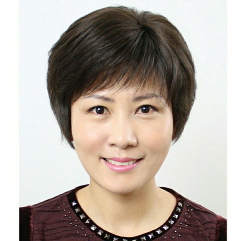 Middle-aged and elderly mother wig female short hair wig female full head realistic real hair silk breathable full head cover white hair