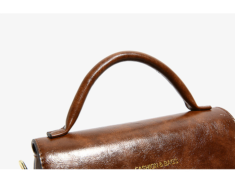 Autumn and Winter New Large Capacity Commuter Women's 2023 Fashionable Color Contrasting Handheld Shoulder Tote Bag_voghion.com
