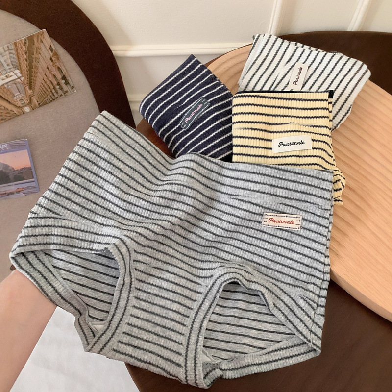 Striped Whisper~2025 Girls Mid-Waist Plaid and Breathable Underwear Pure Cotton 10A Antibacterial Women's Boxer Briefs