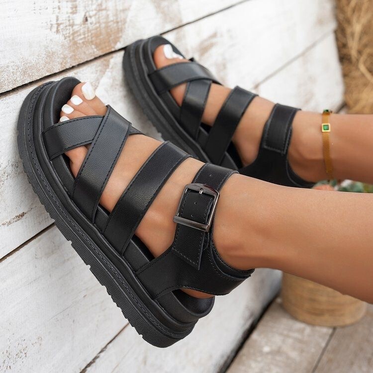 Summer plus-size collection – new thick-soled casual slip-on sandals, black, versatile women’s sandals, made with top-grain cowhide and rubber Summer plus-size collection – new thick-soled casual slip-on sandals, black, versatile women’s sandals, made with top-grain cowhide and rubber