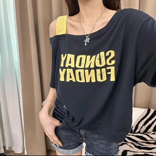 �ļ���ɫ�w����MM�����@�ݴ�a�n���OӋб��¶��߅������