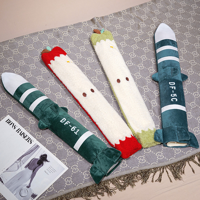 Cohetes creativos Dongfeng larga bolsa de agua caliente lanzador espacial Dongfeng misiles almohada DF5C61 almohada de peluche