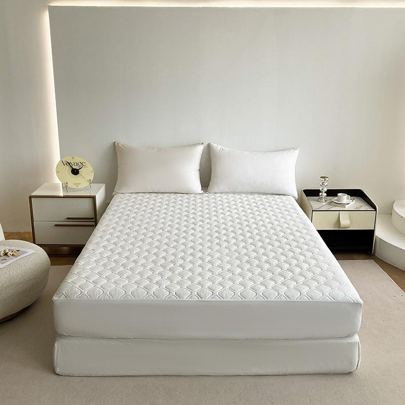 Waterproof Quilted Mattress Protector Fully Enclosed Bed Cover_voghion.com