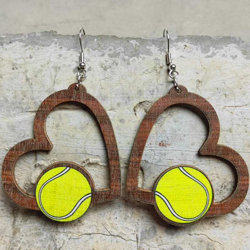 Forme En Bois D'impression De Forme De Coeur De Sports/les Boucles D'oreille Des Femmes Nulles De Modèle display picture 4