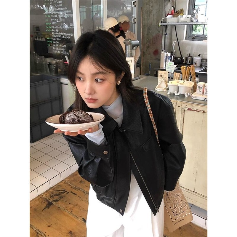 黑色皮衣春秋新款高街潮显瘦百搭高级韩版复古翻领机车皮女款夹克|undefined