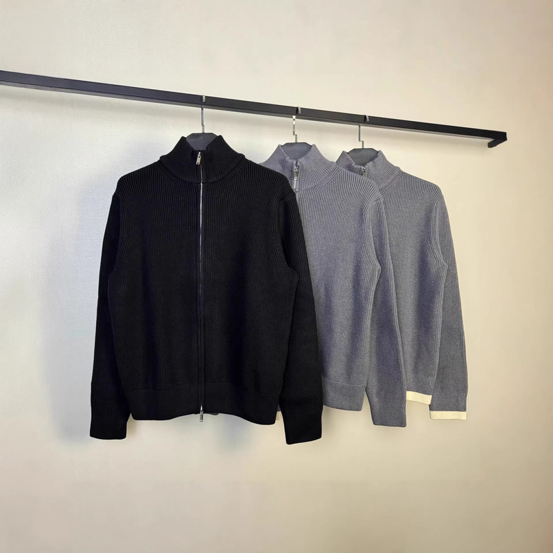 In-Stock Heavyweight Margiela Style High-Neck Zip-Up Cardigan Sweater Warm Coat Mm6 Knitwear In-Stock Heavyweight Margiela Style High-Neck Zip-Up Cardigan Sweater Warm Coat Mm6 Knitwear