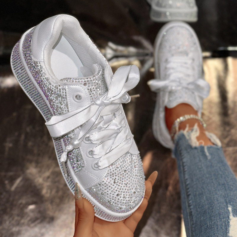 European-Style Large Size Casual Women's Shoes with Rhinestones, 2026 Spring New Lace-Up Sneakers, Versatile and Fashionable White Shoes European-Style Large Size Casual Women's Shoes with Rhinestones, 2026 Spring New Lace-Up Sneakers, Versatile and Fashionable White Shoes